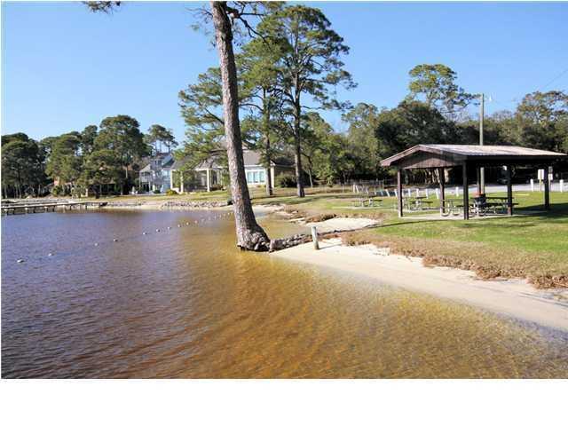BAYOU POQUITO - Residential