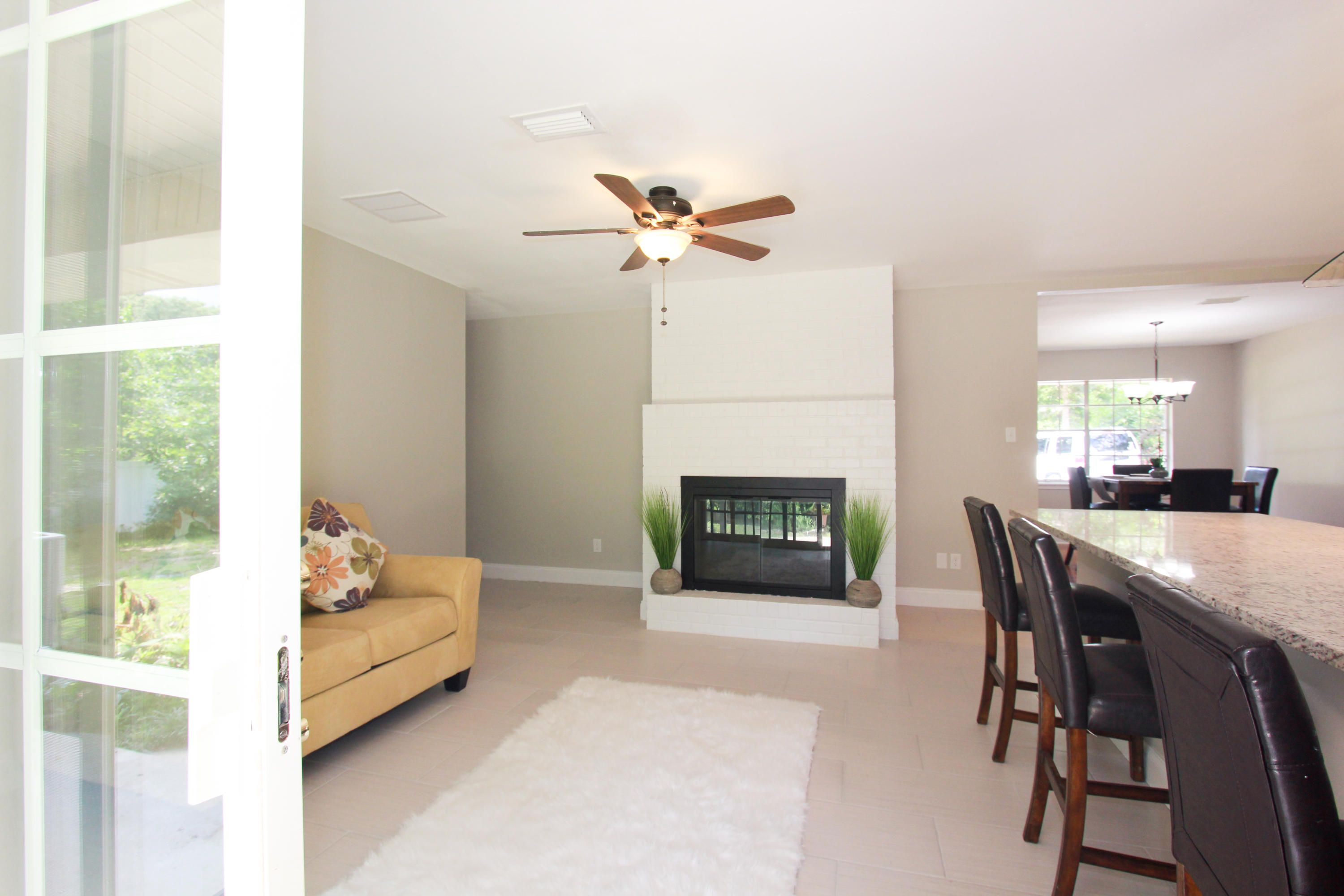 BAYOU POQUITO - Residential