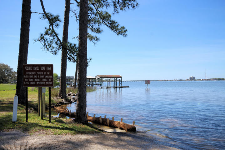 BAYOU POQUITO - Residential