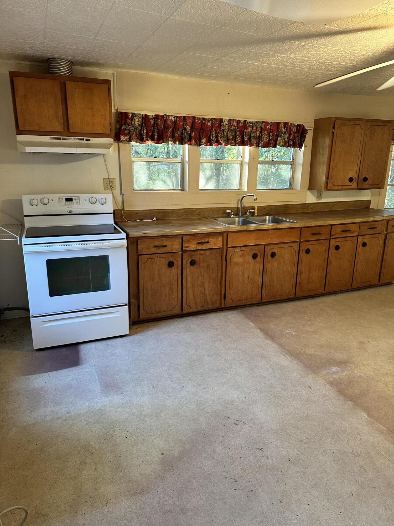 ARGYLE ACRES UNIT 2 - Residential