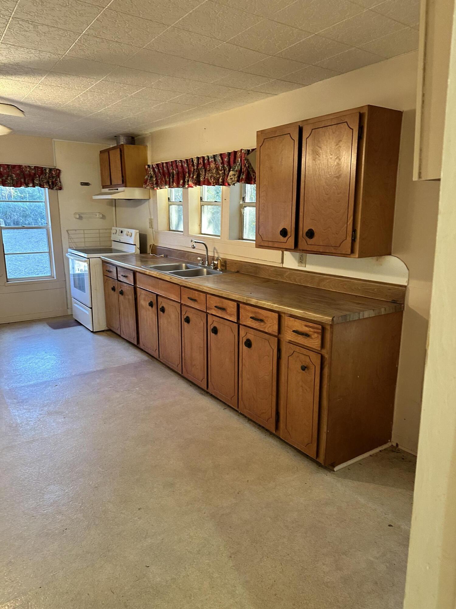 ARGYLE ACRES UNIT 2 - Residential