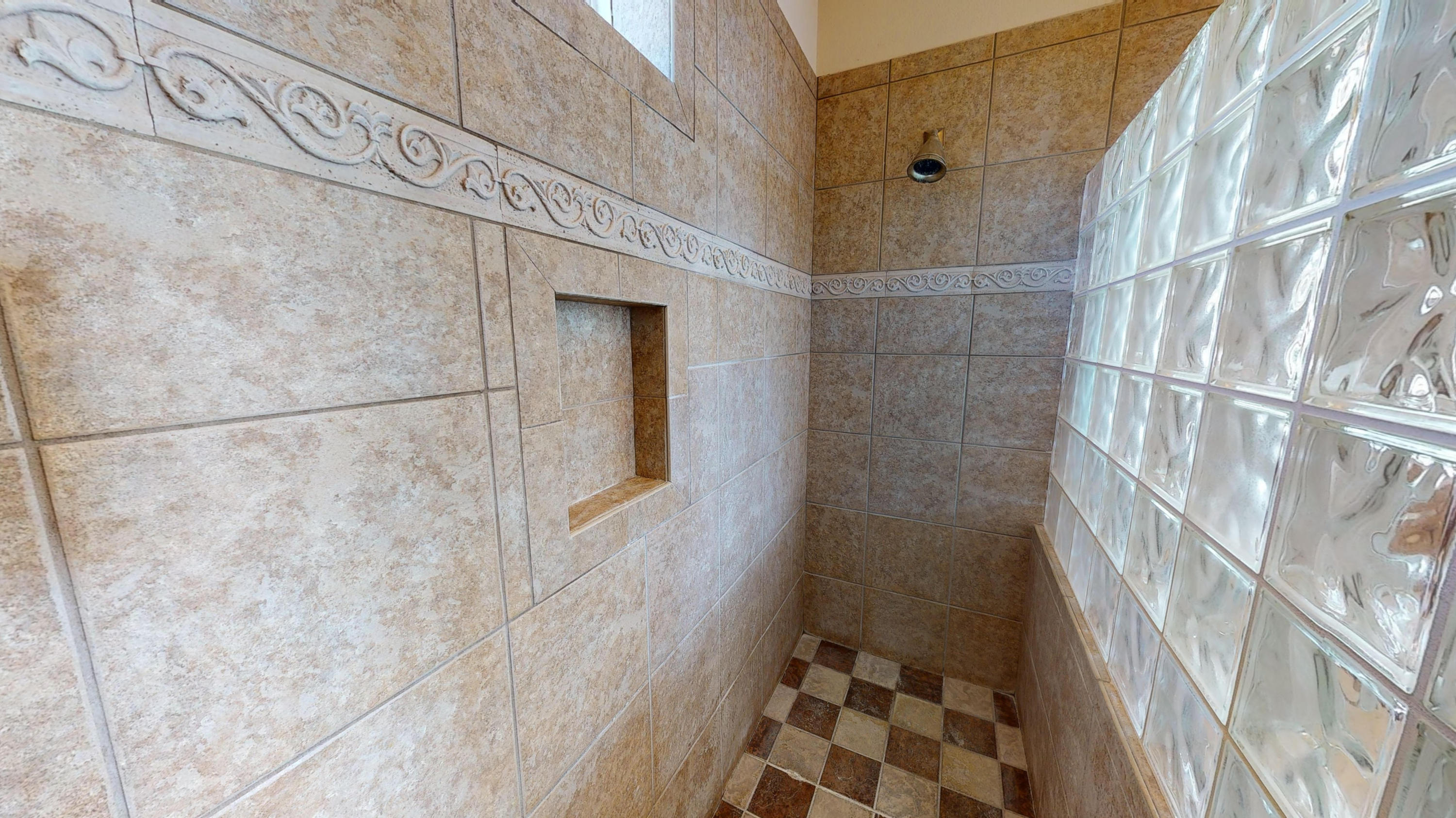 SOUTHWIND PH II - Residential