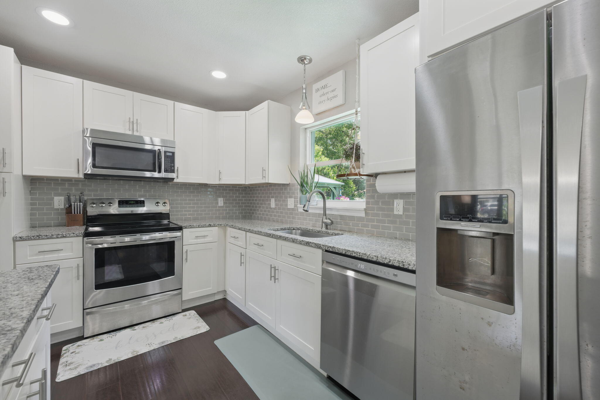 WINTHROP PLACE 1ST ADDN - Residential