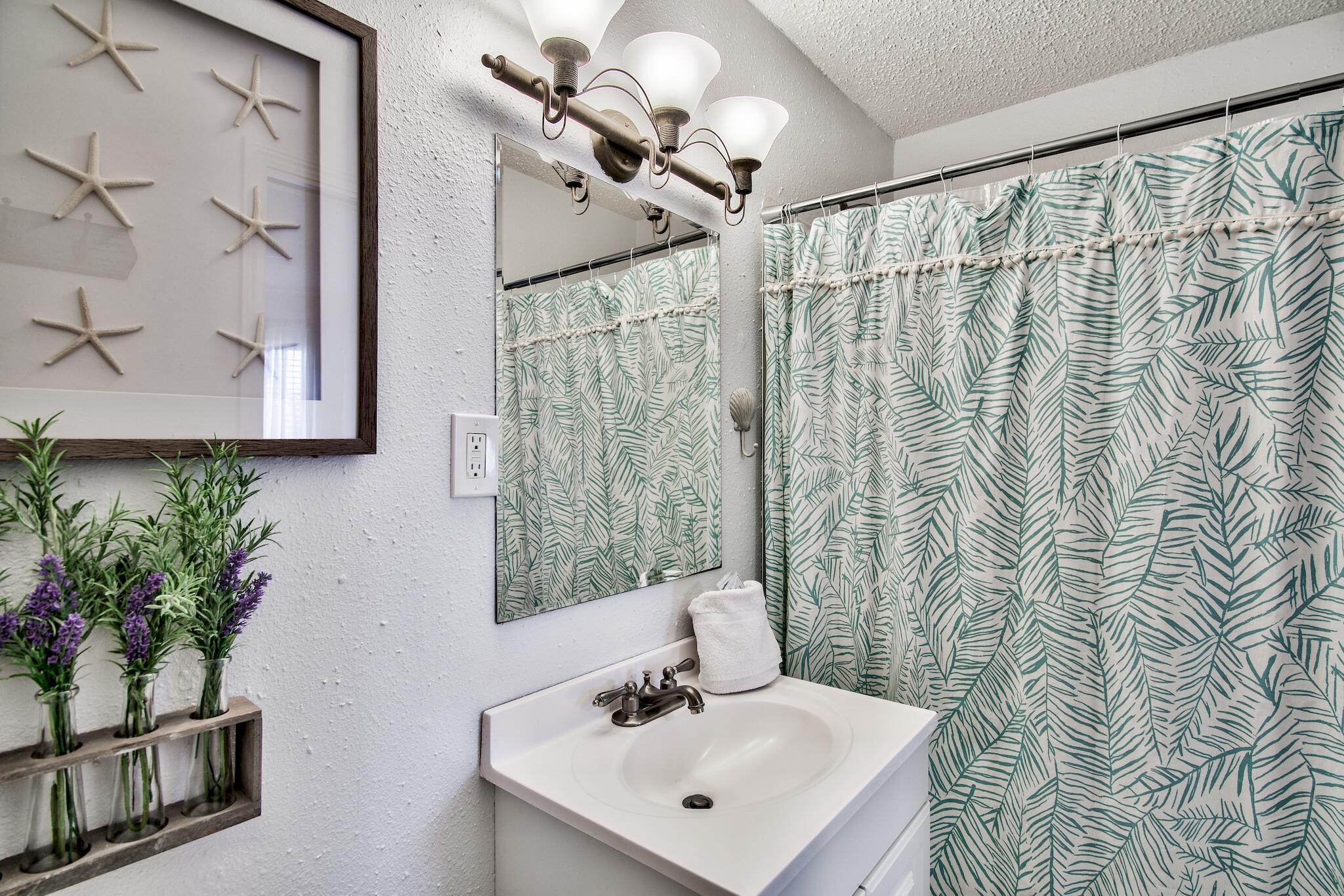 SILVER DUNES CONDO - Residential