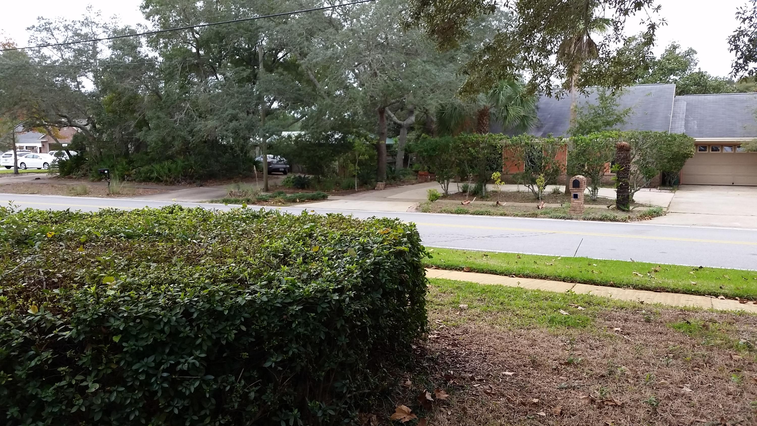 LAKESIDE VILLAGE - Residential