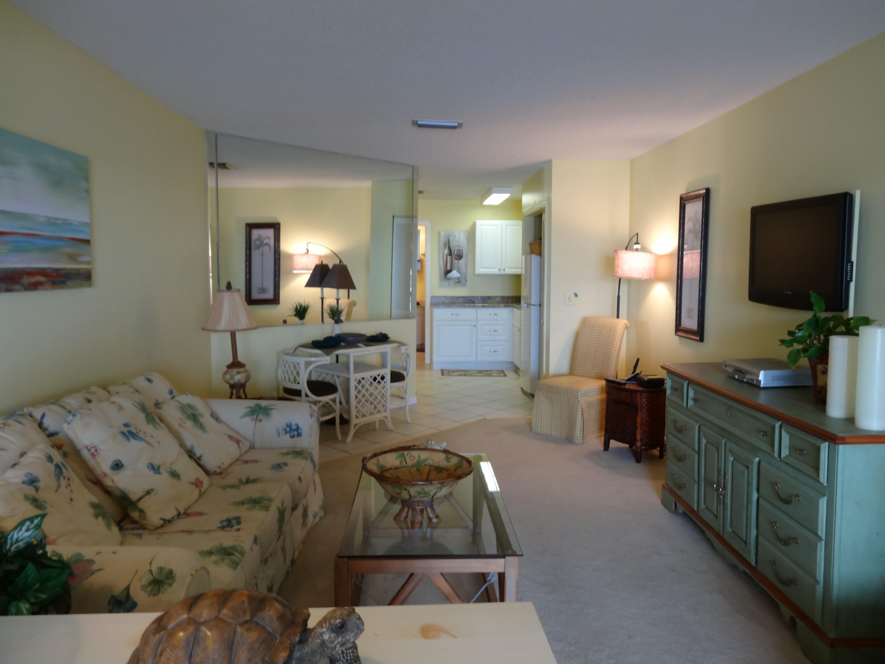 BAYSIDE VILLAS CONDO - Residential