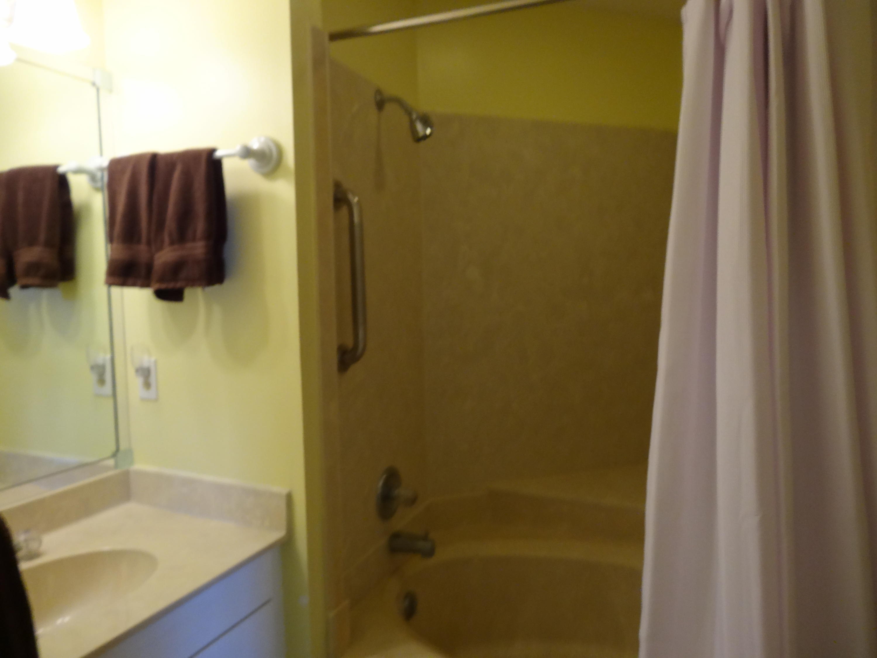 BAYSIDE VILLAS CONDO - Residential