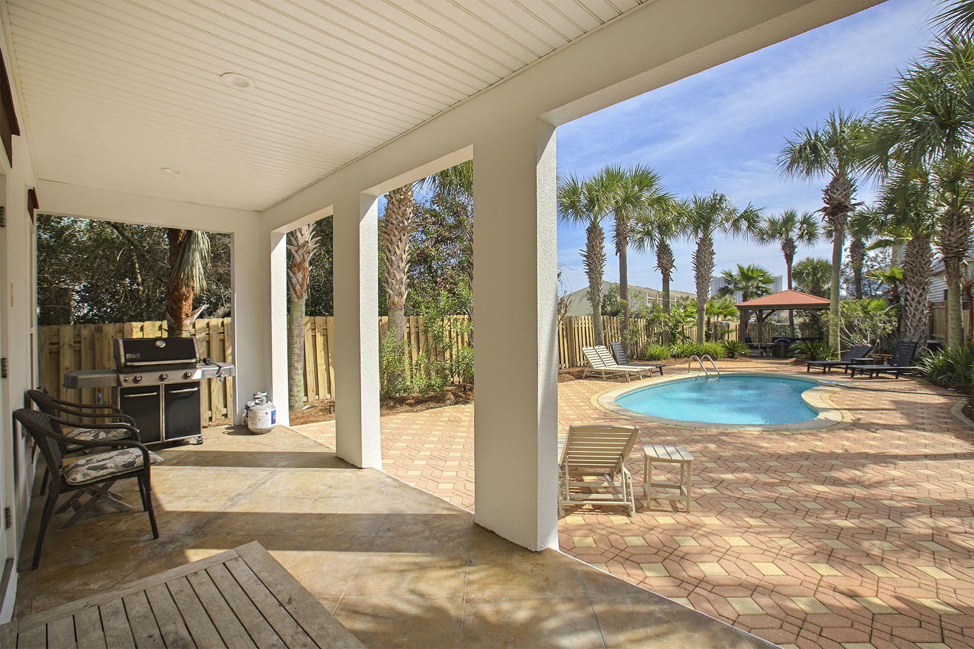 FRANGISTA BEACH 1ST ADDN - Residential