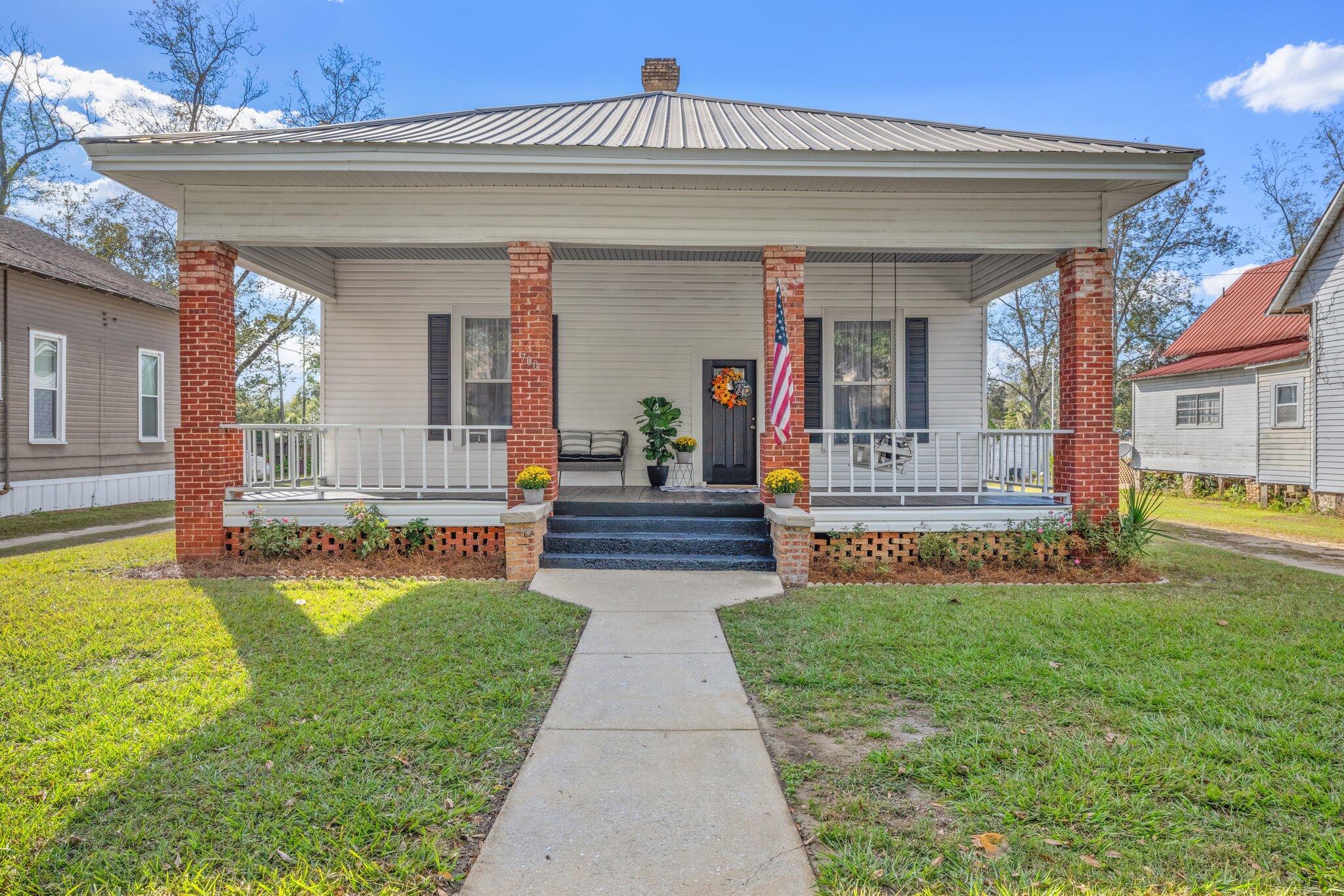 NO RECORDED SUBDIVISION - Residential