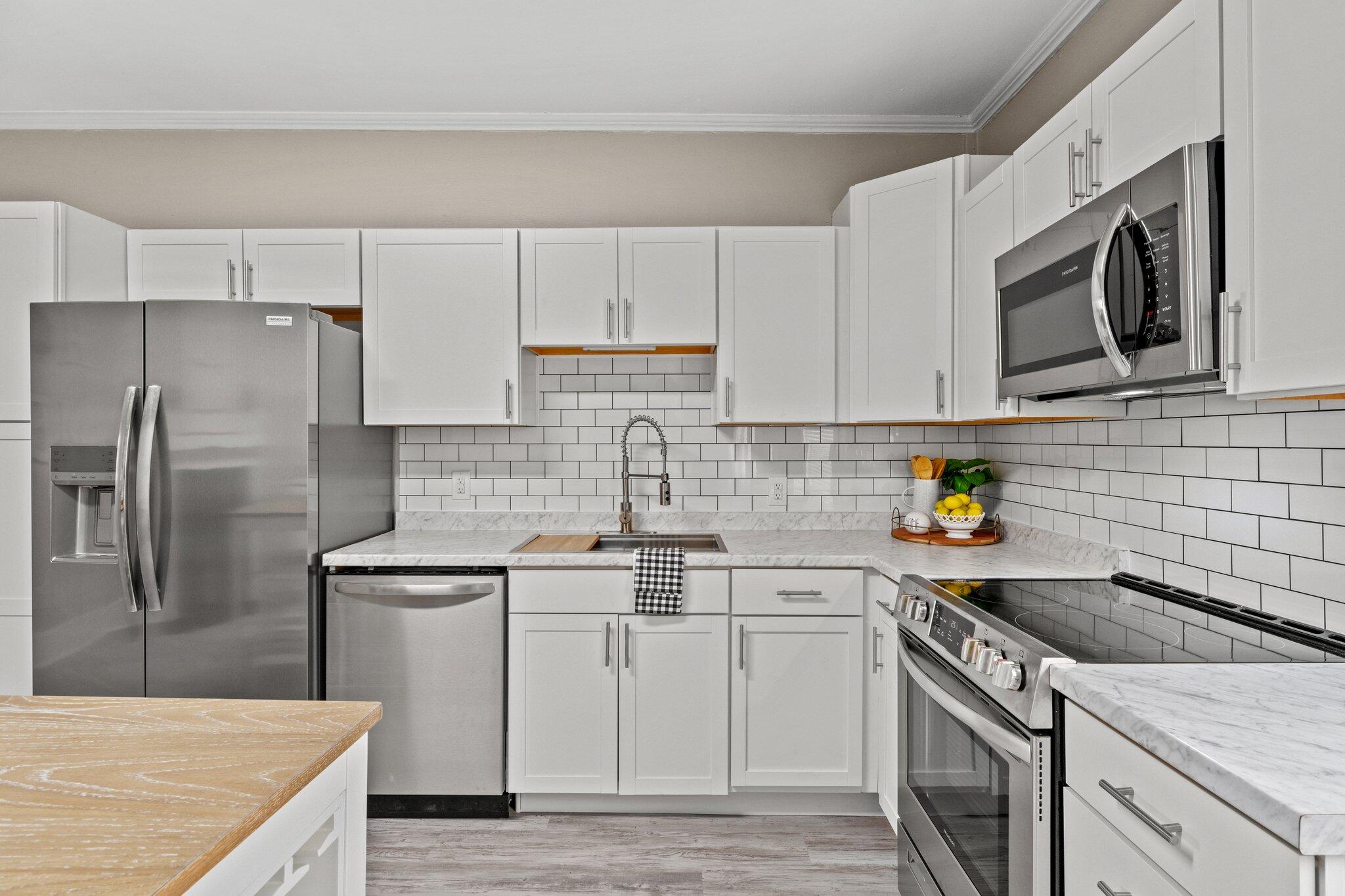 NO RECORDED SUBDIVISION - Residential