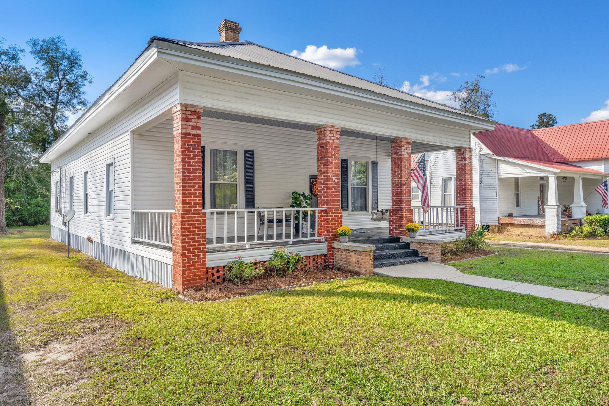 NO RECORDED SUBDIVISION - Residential