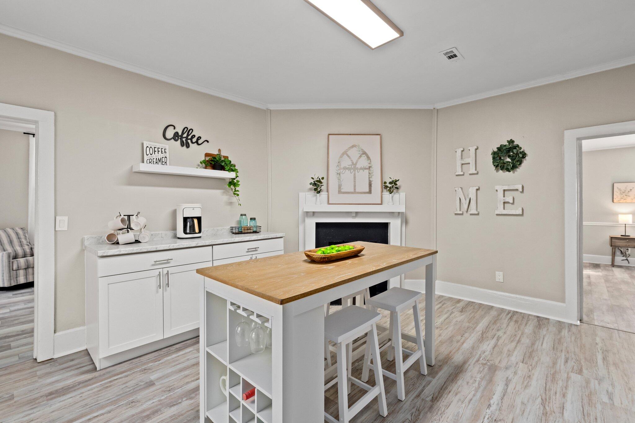 NO RECORDED SUBDIVISION - Residential