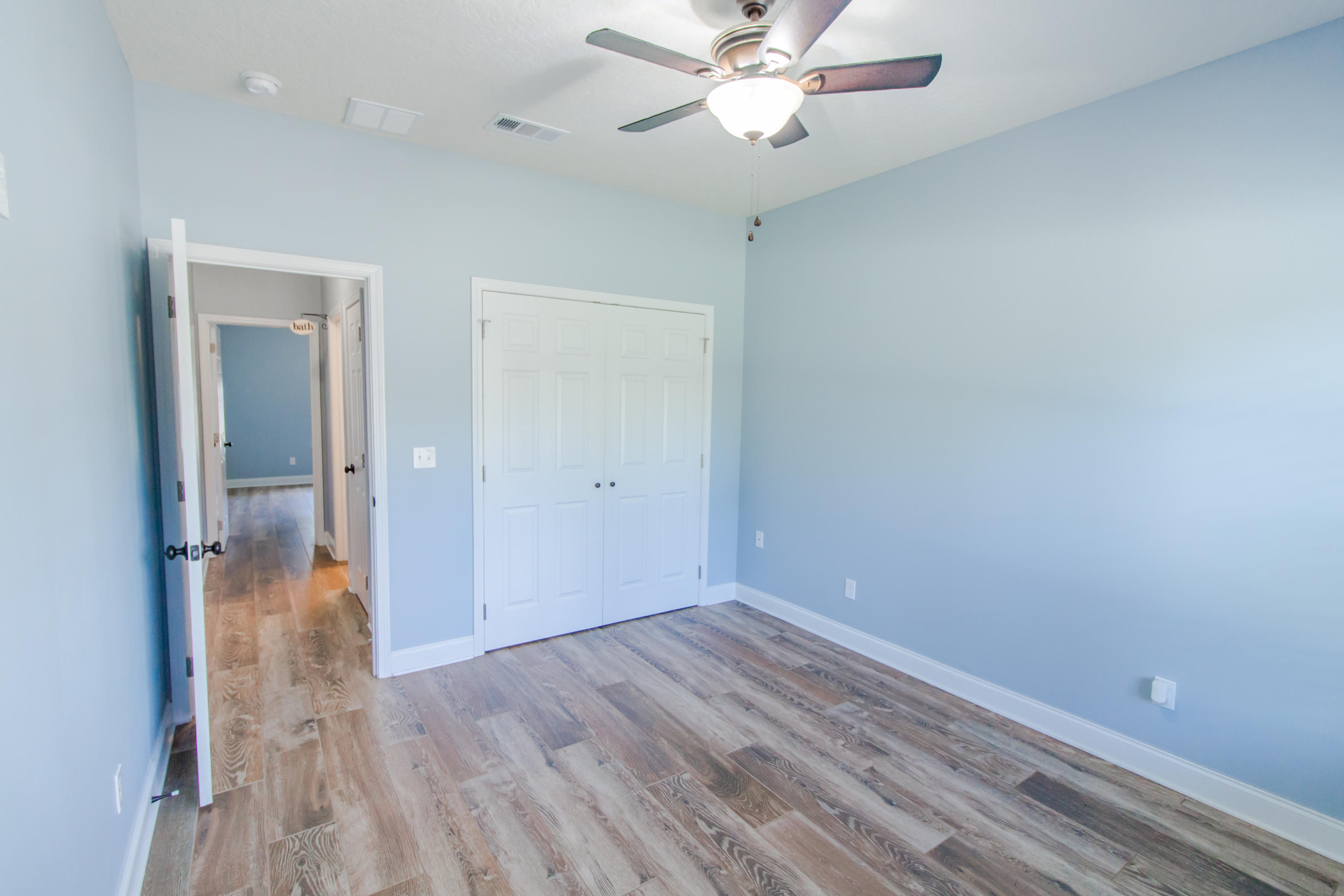 CRESCENT SHORES - Residential