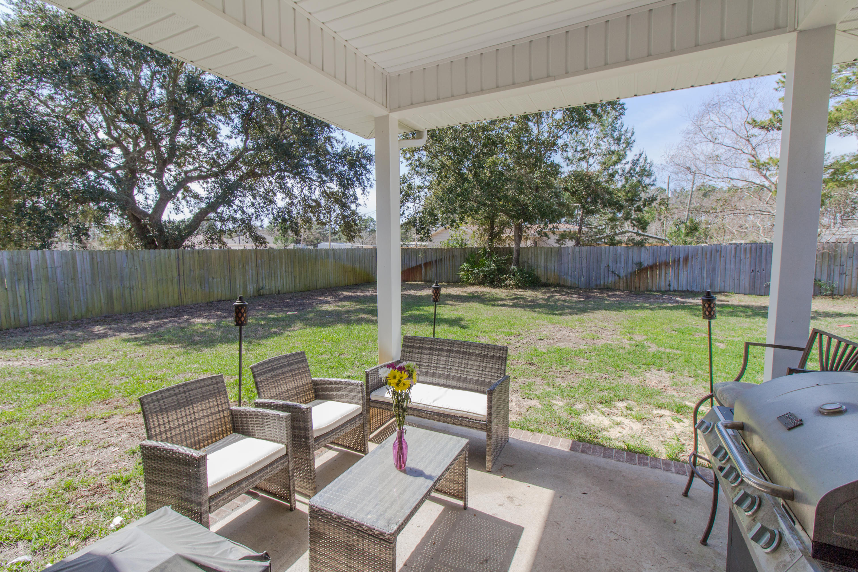 CRESCENT SHORES - Residential