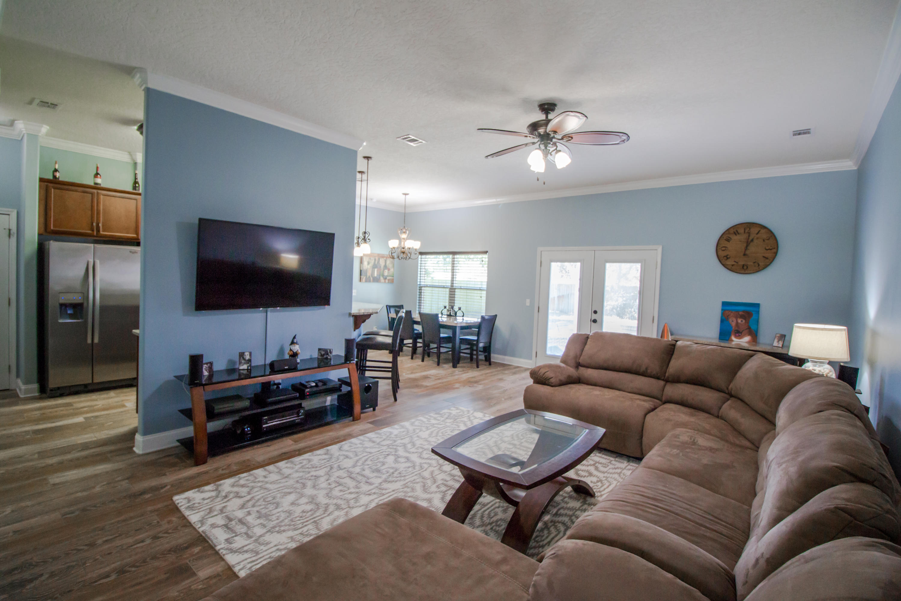 CRESCENT SHORES - Residential