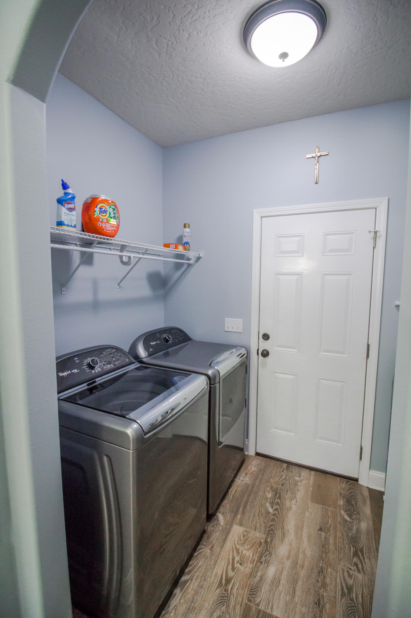 CRESCENT SHORES - Residential