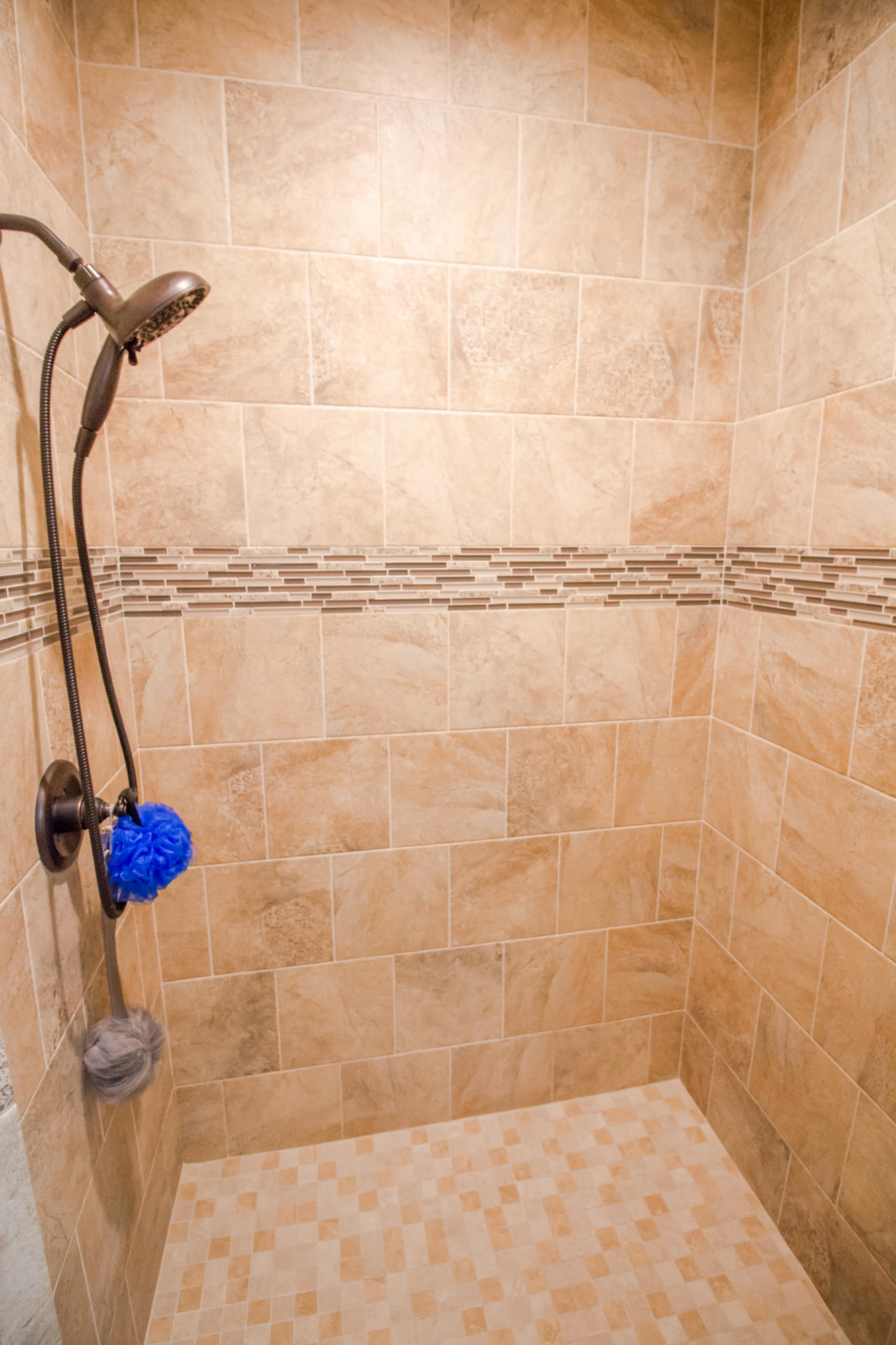 CRESCENT SHORES - Residential