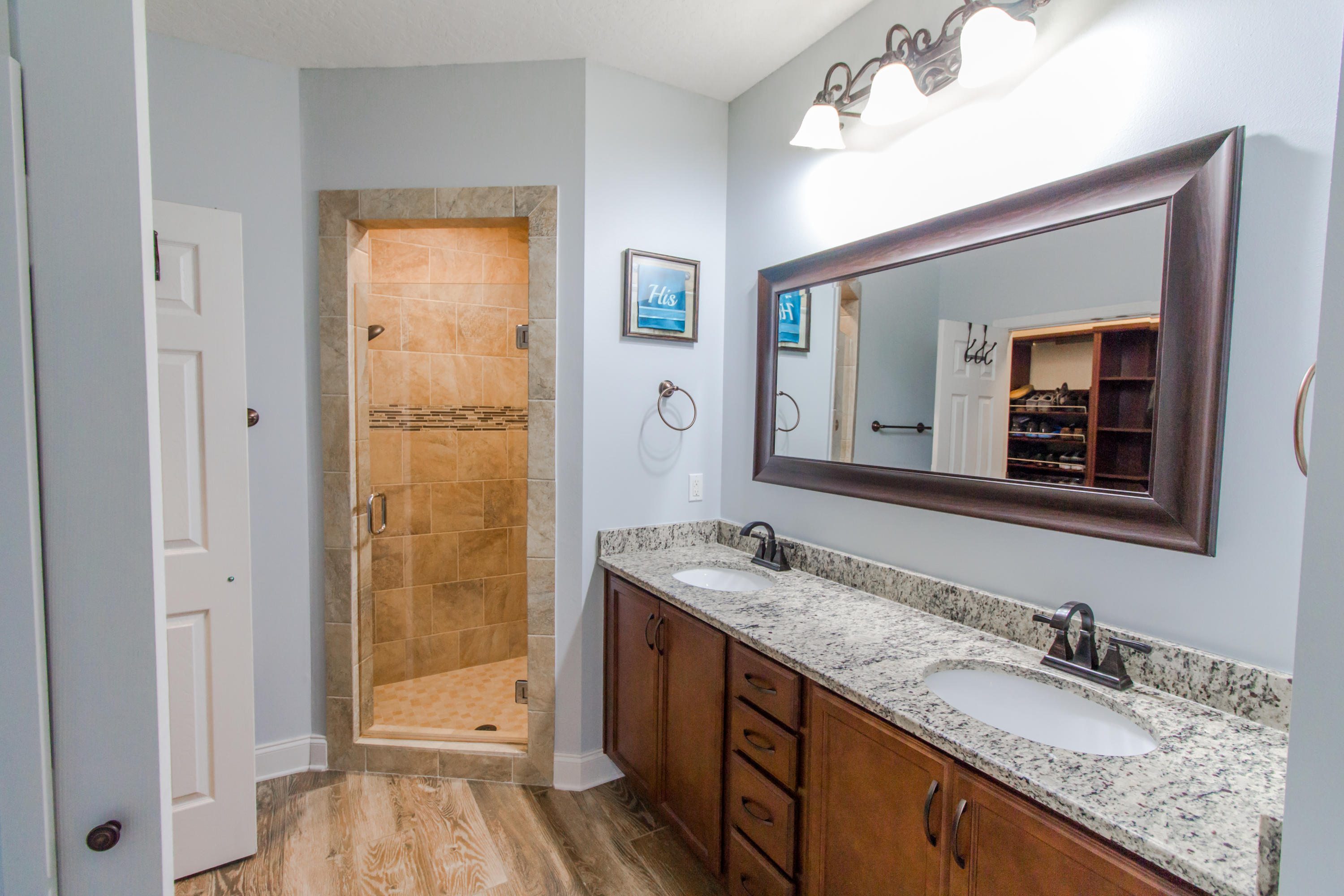 CRESCENT SHORES - Residential