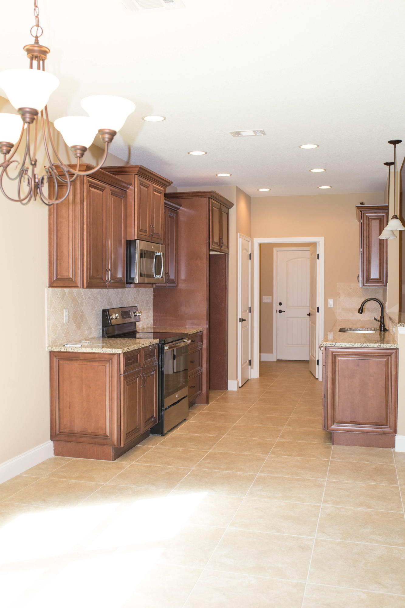 EAST WRIGHT - Residential