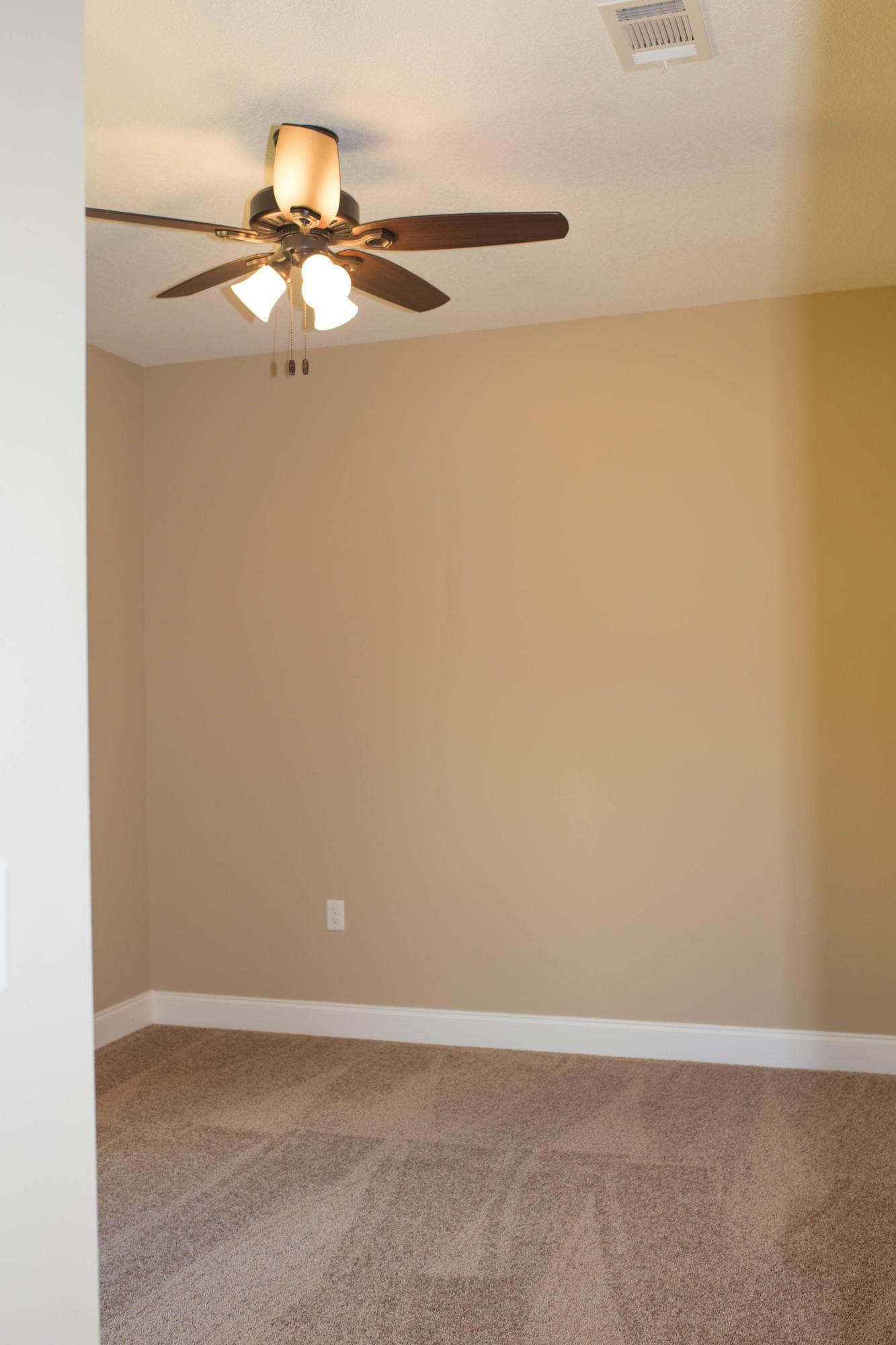 EAST WRIGHT - Residential