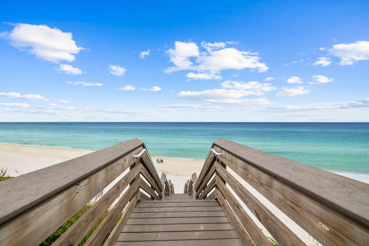 INN AT SEACREST BEACH (THE) - Residential