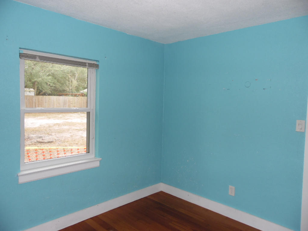 ELLIOTTS POINT - Residential