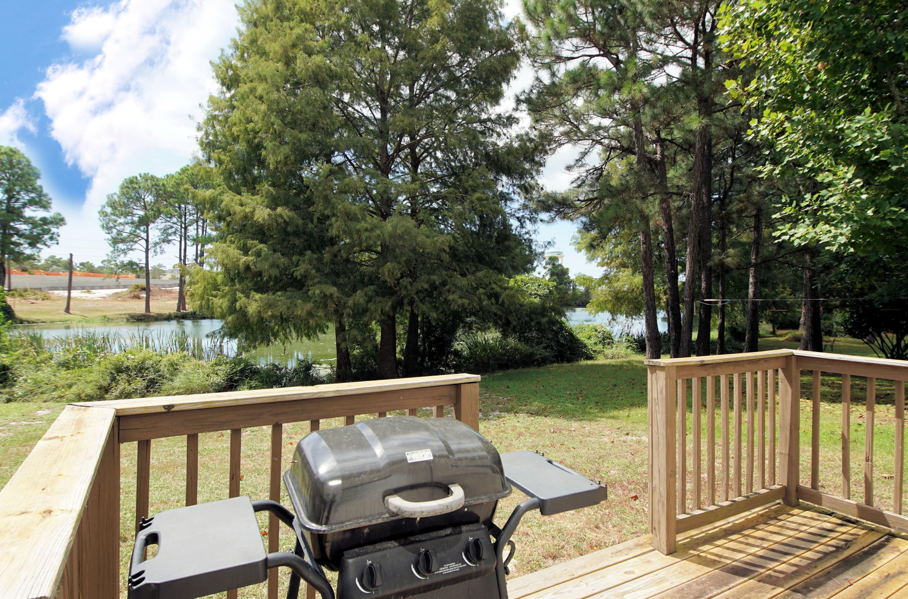 TWIN LAKES ESTATES - Residential