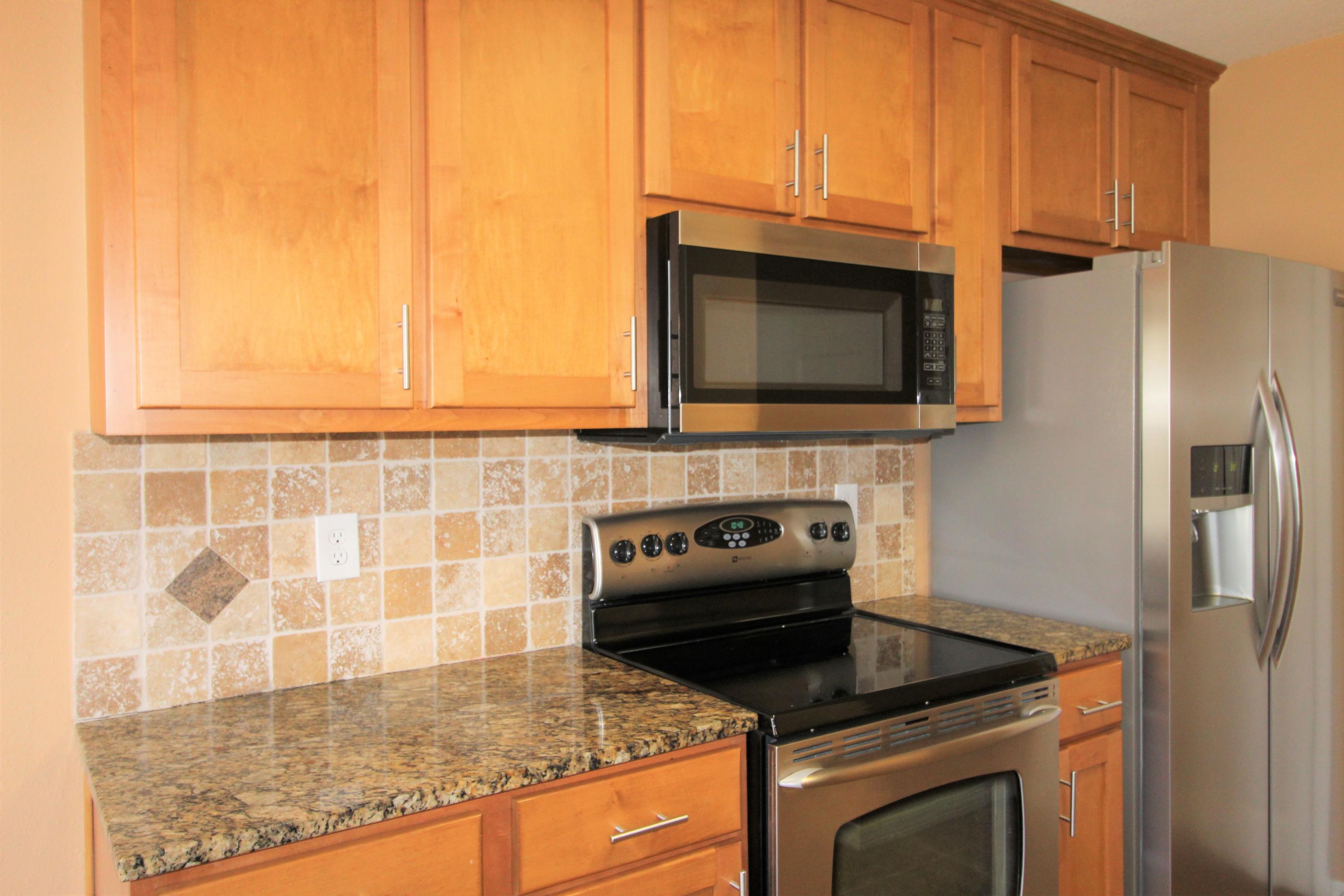 TWIN LAKES ESTATES - Residential