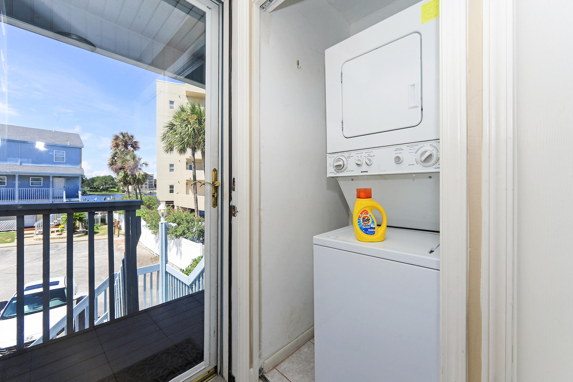 COMMODORES LANDING - Residential