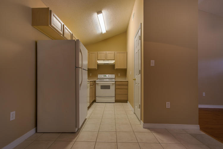 FREEPORT VILLAGE - Residential Lease