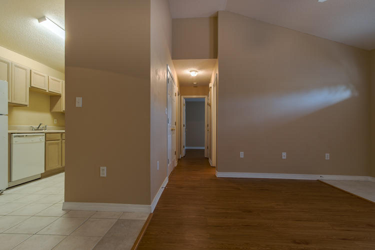 FREEPORT VILLAGE - Residential Lease