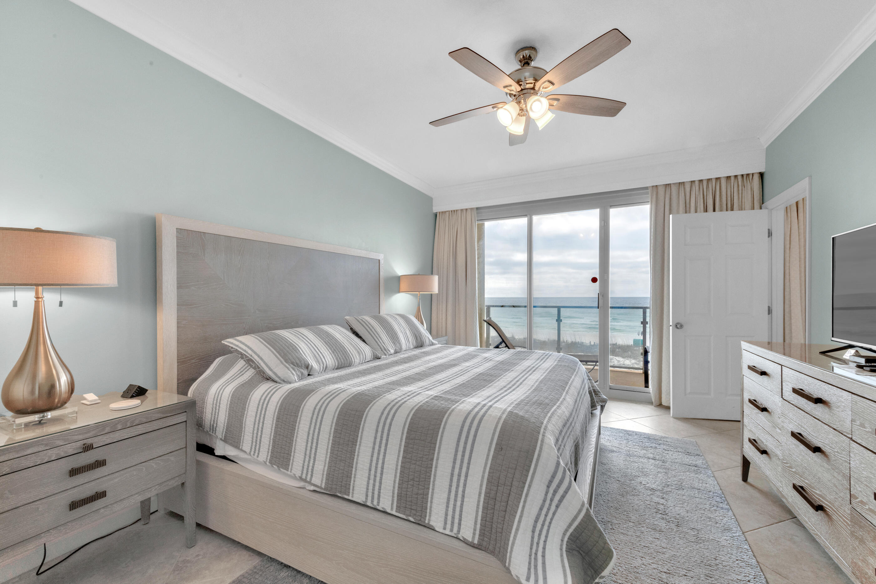 STERLING SANDS CONDO - Residential