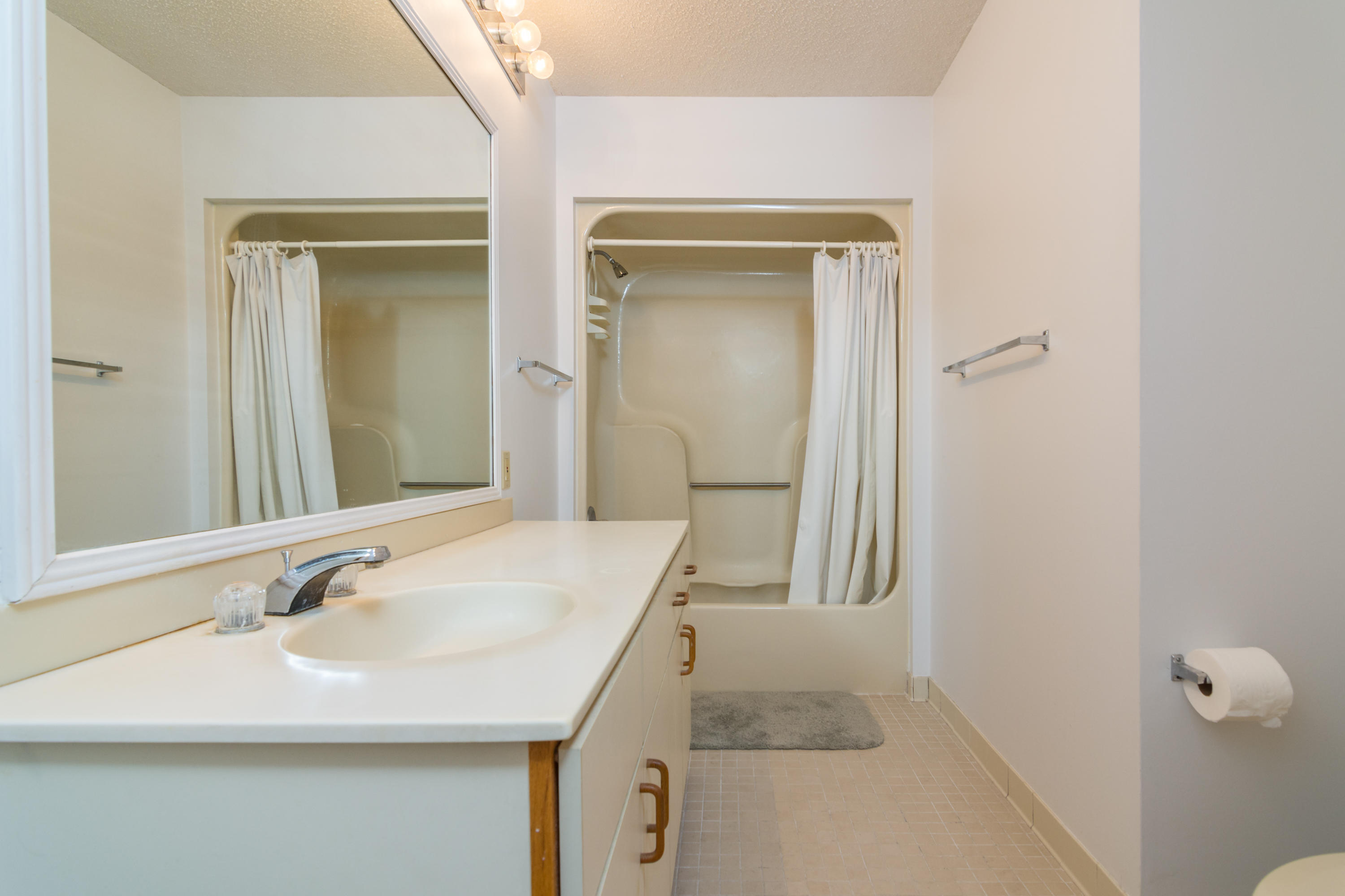 DESTIN HARBOR RESORT WEST - Residential