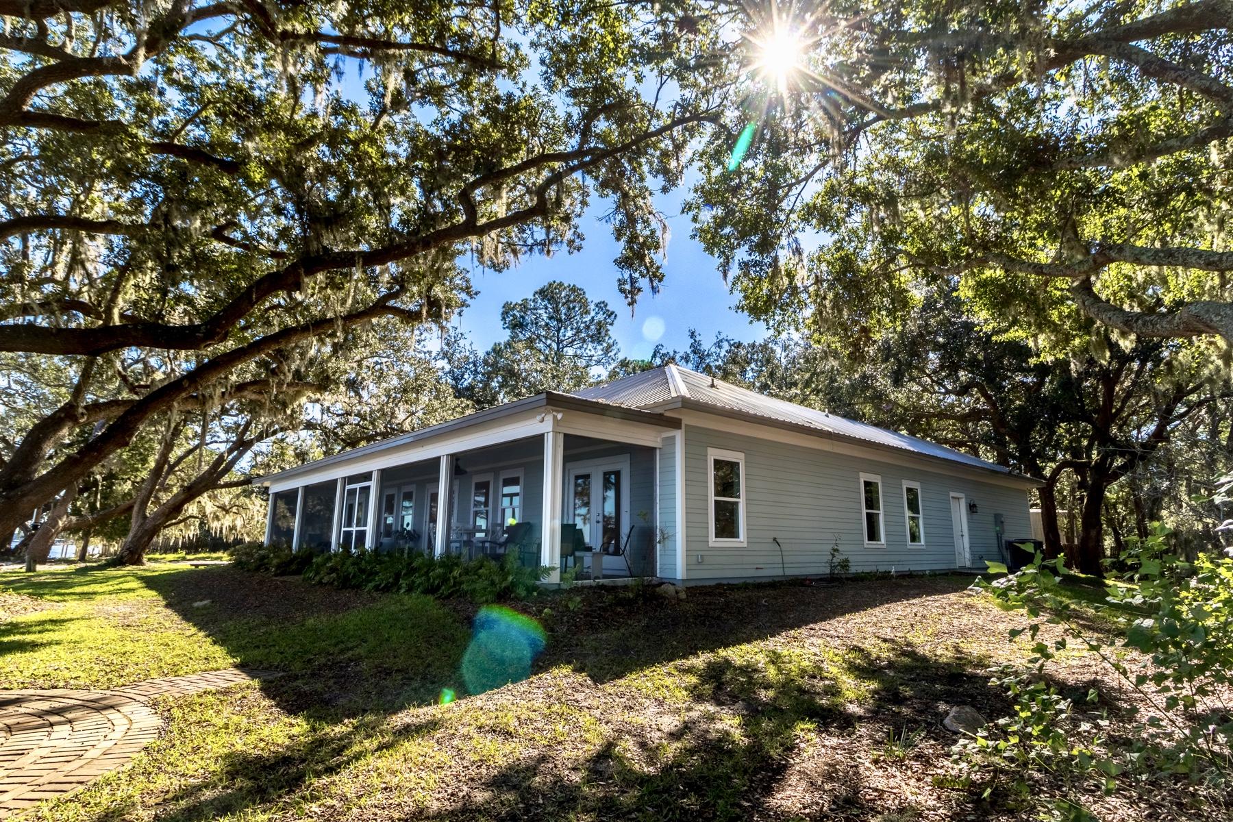 TOWN OF SANTA ROSA - Residential