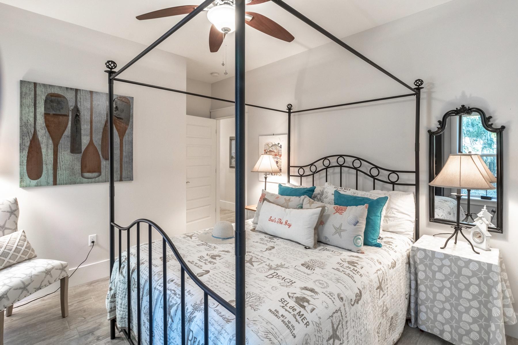 TOWN OF SANTA ROSA - Residential