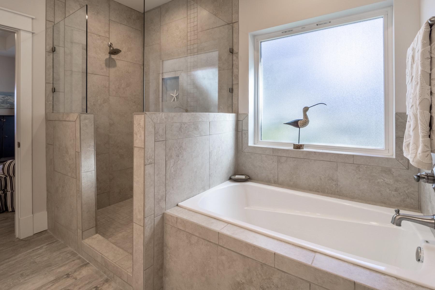 TOWN OF SANTA ROSA - Residential