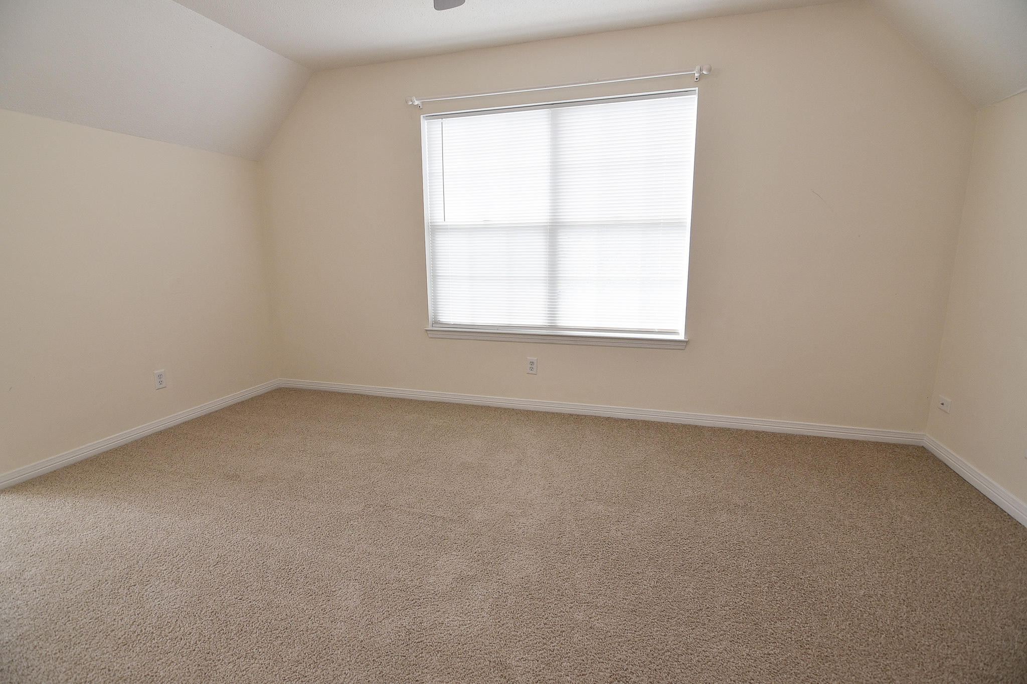 WILLOW BEND PH 1 - Residential