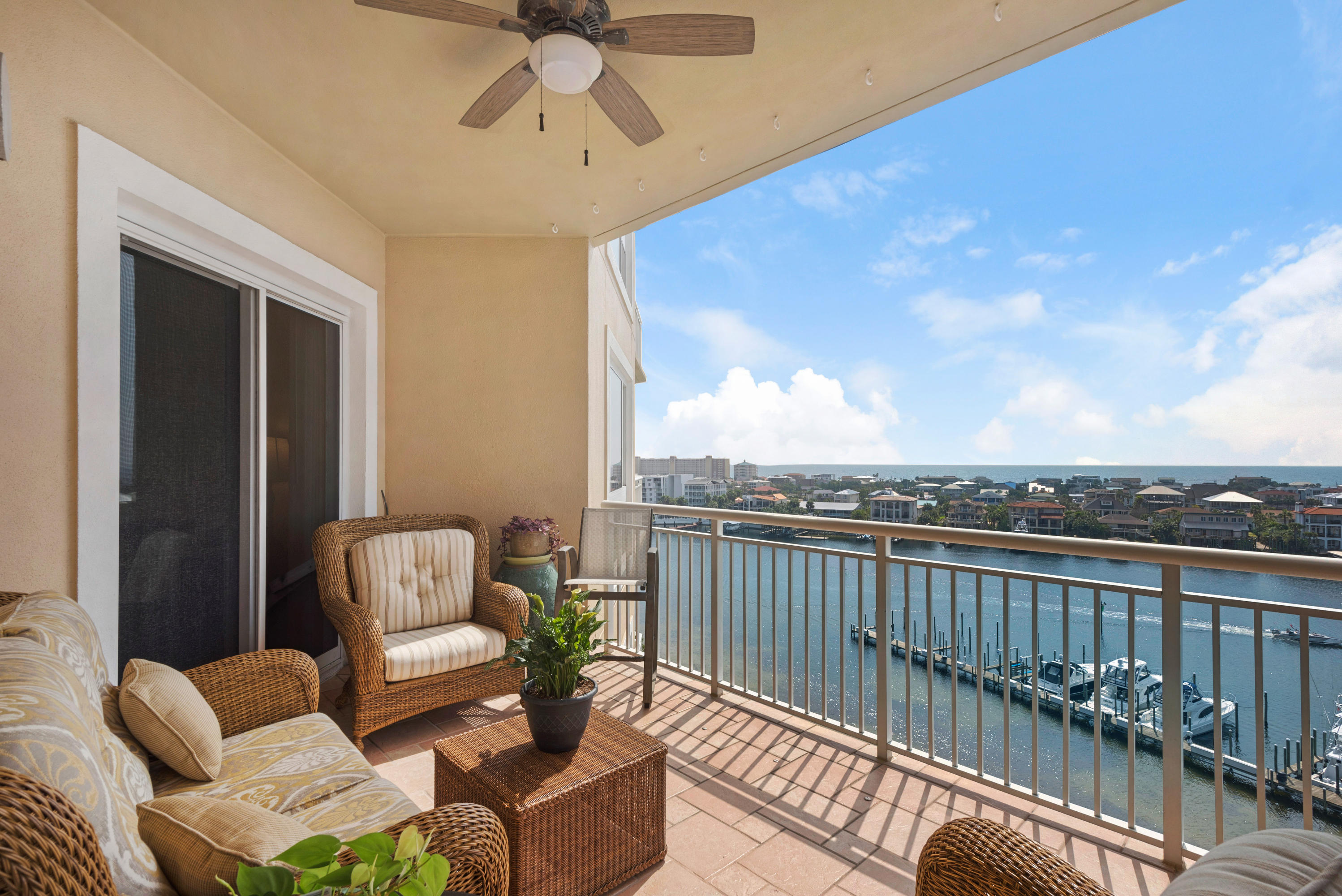 GRAND HARBOR - Residential