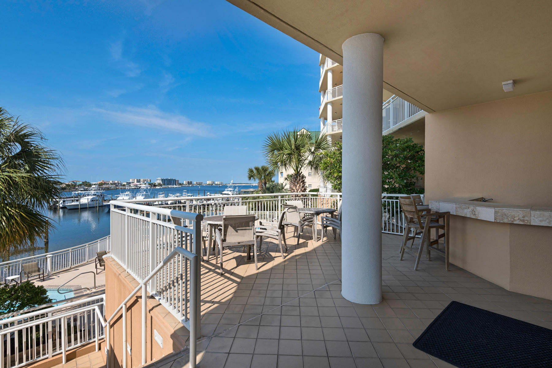 GRAND HARBOR - Residential