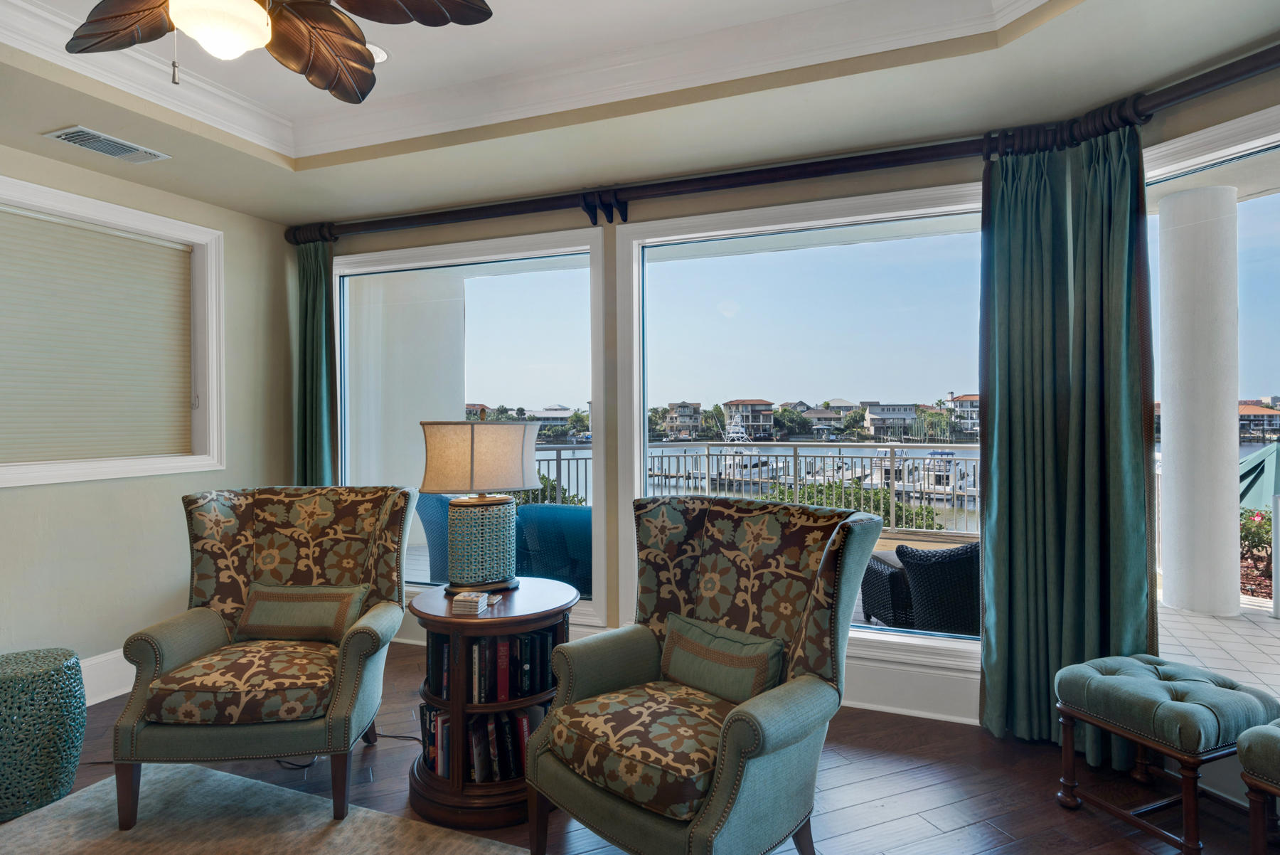 GRAND HARBOR - Residential