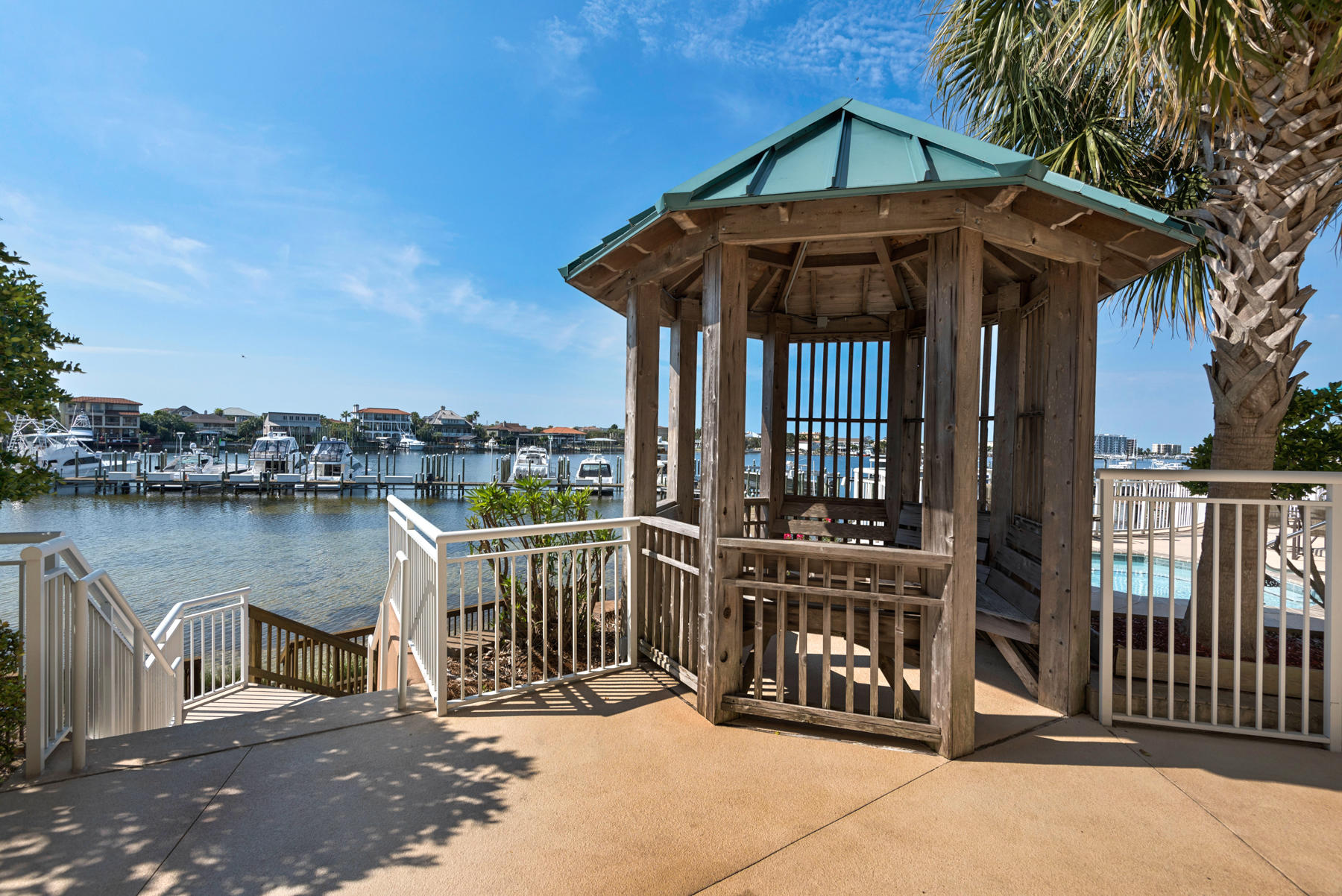 GRAND HARBOR - Residential