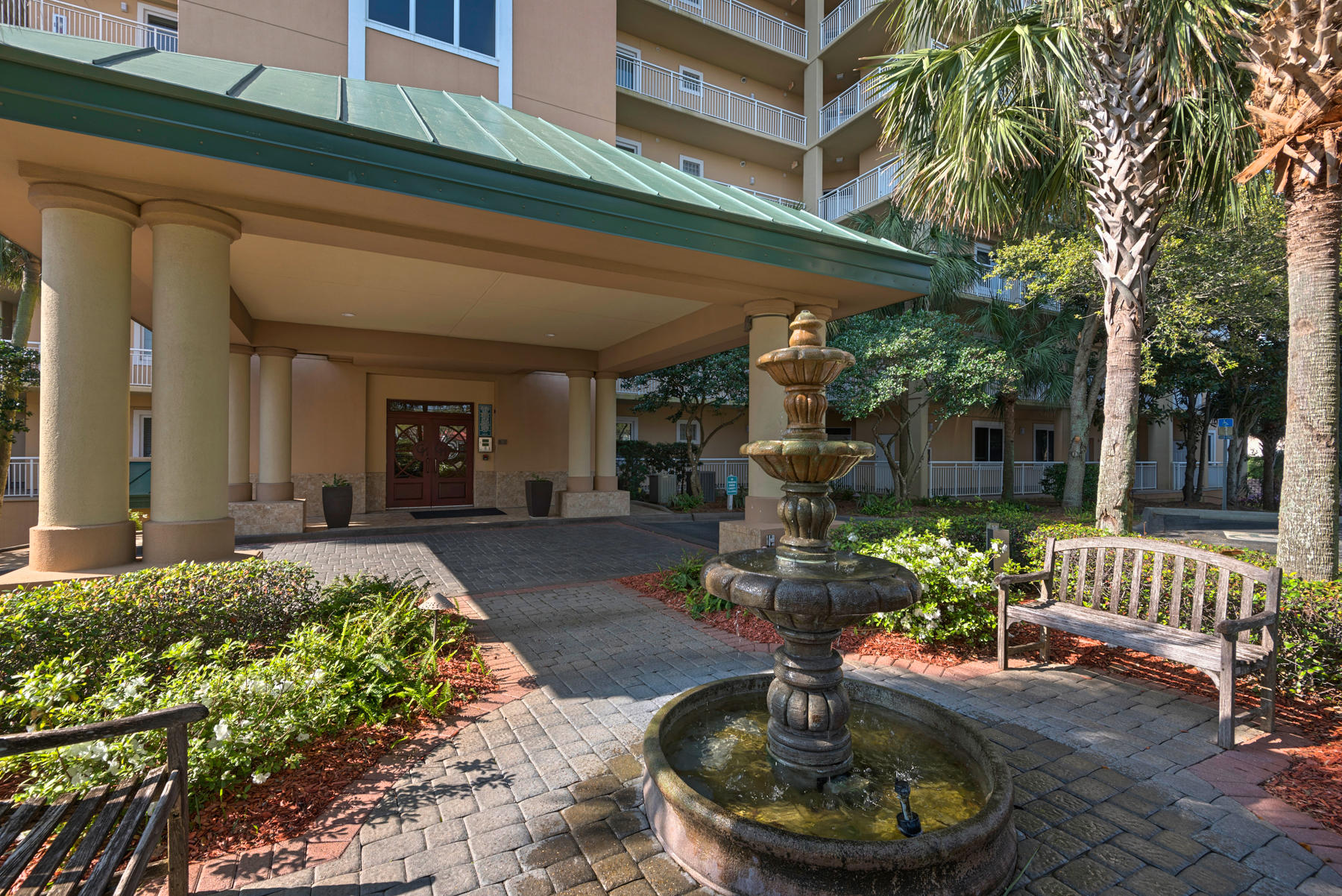 GRAND HARBOR - Residential