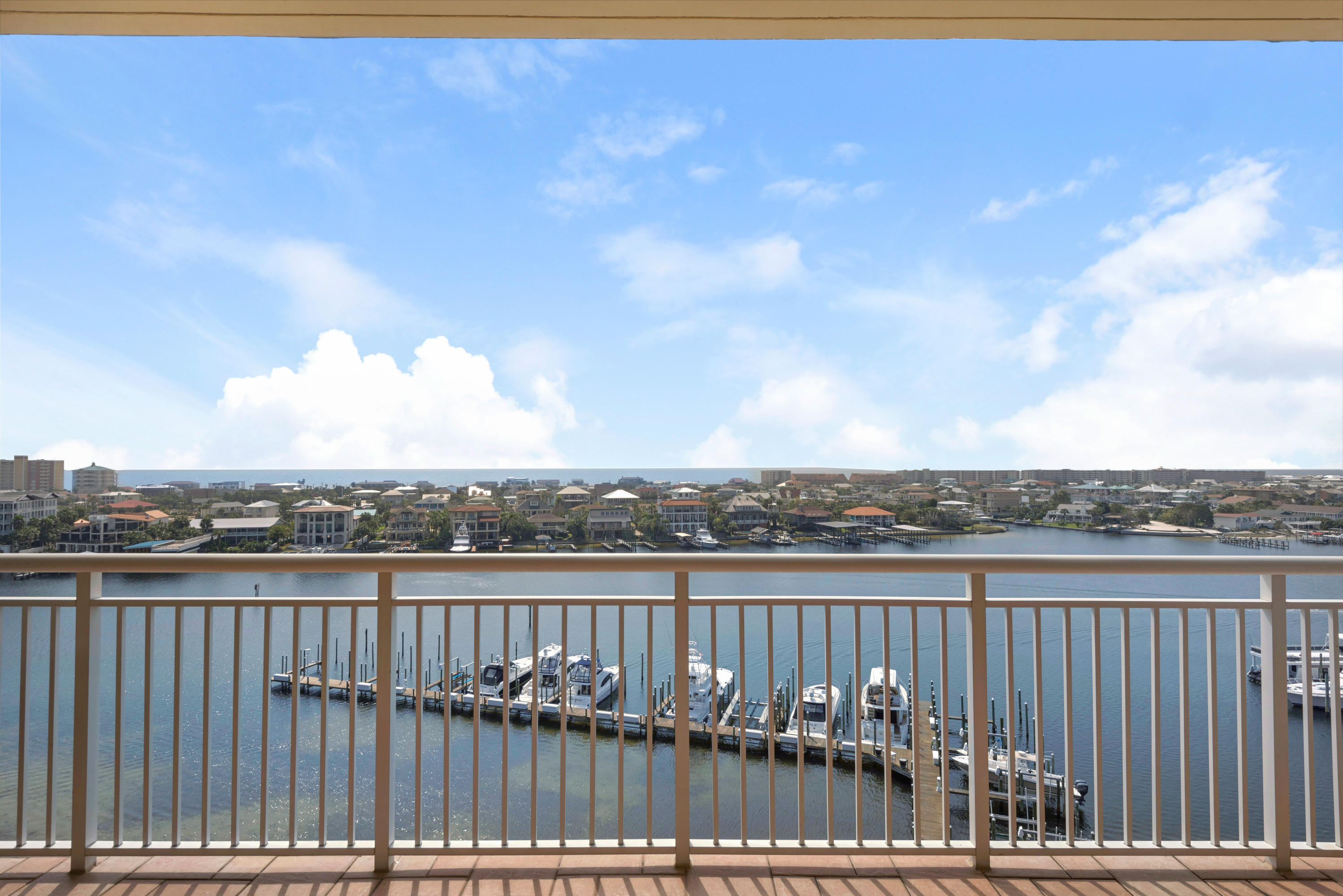 GRAND HARBOR - Residential