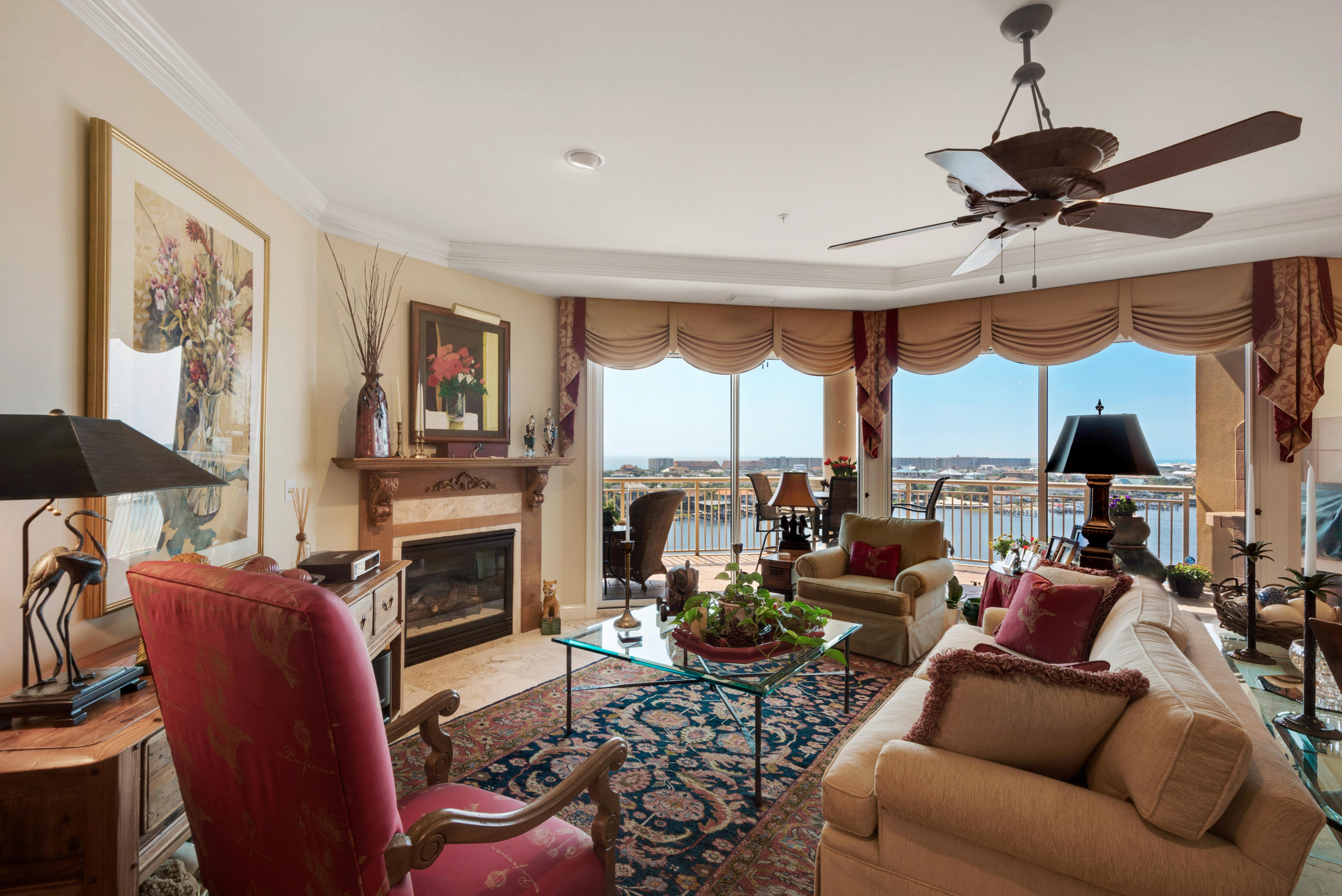 GRAND HARBOR - Residential