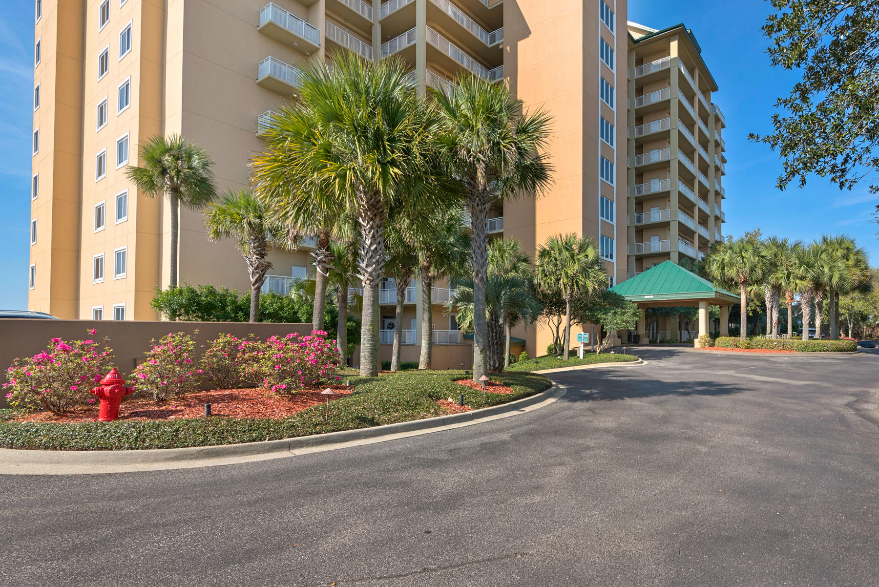 GRAND HARBOR - Residential