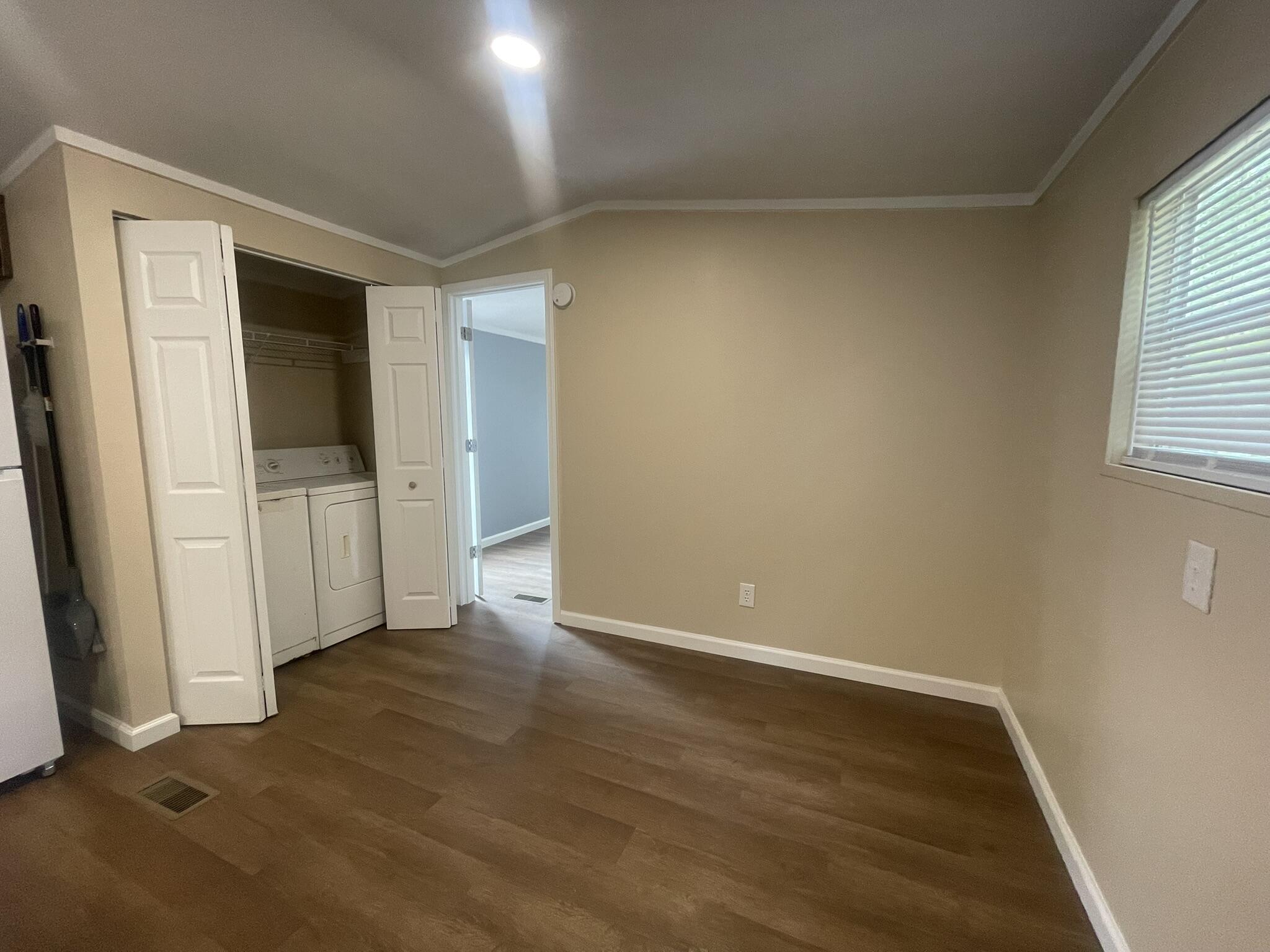 METES & BOUNDS - Residential Lease