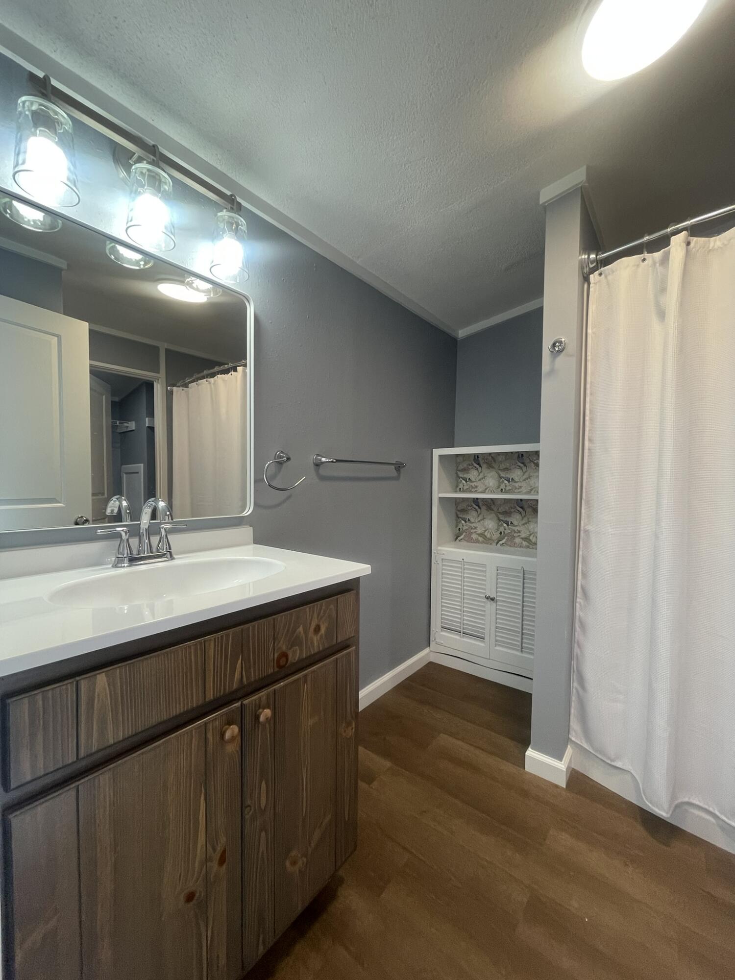 METES & BOUNDS - Residential Lease
