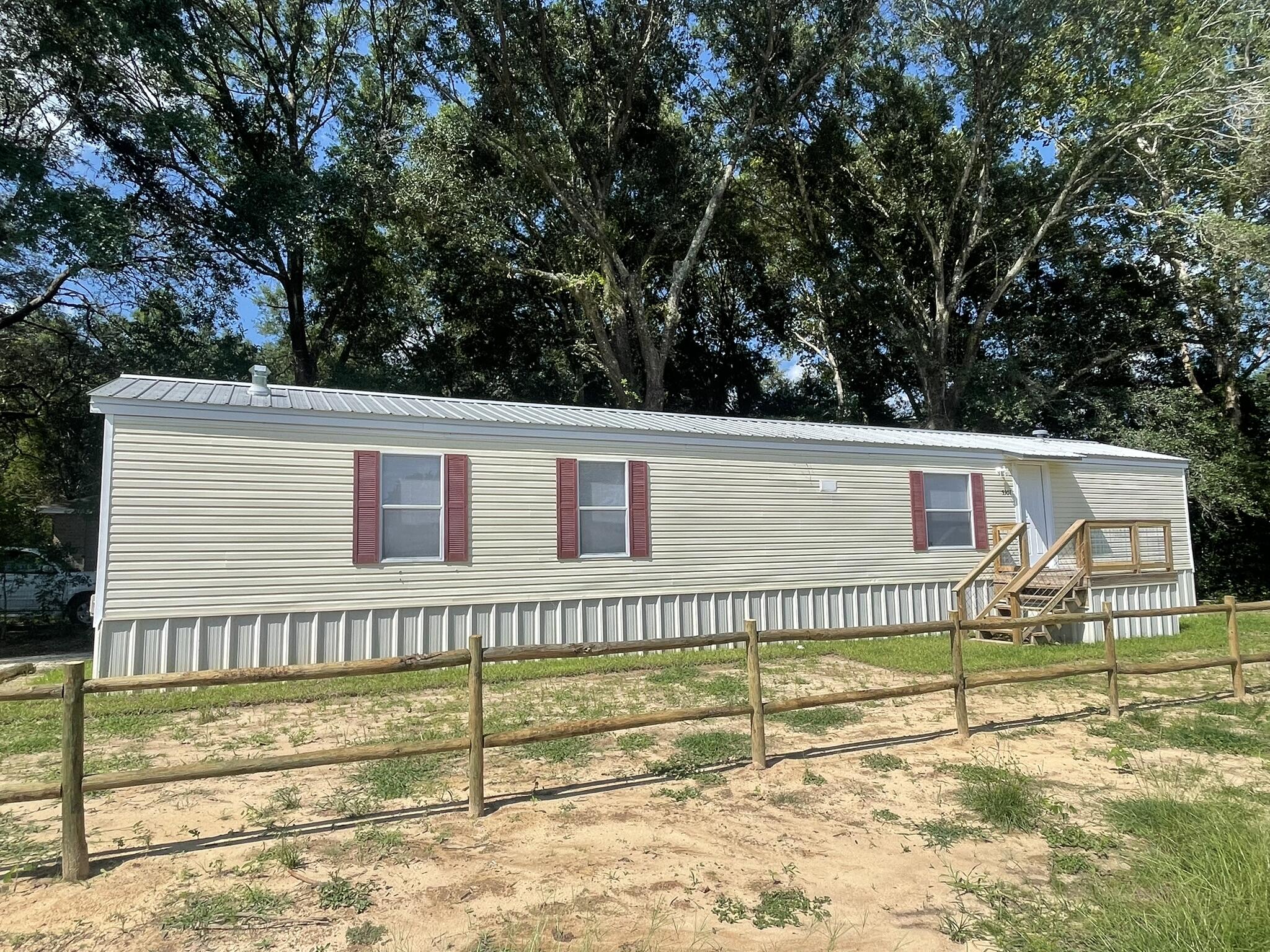 Conveniently located 2 bedroom/2 full bath. Open concept floor plan with spacious living room, well appointed kitchen with granite counter tops, large bar, and dining room all connected for easy entertaining. All appliances convey.