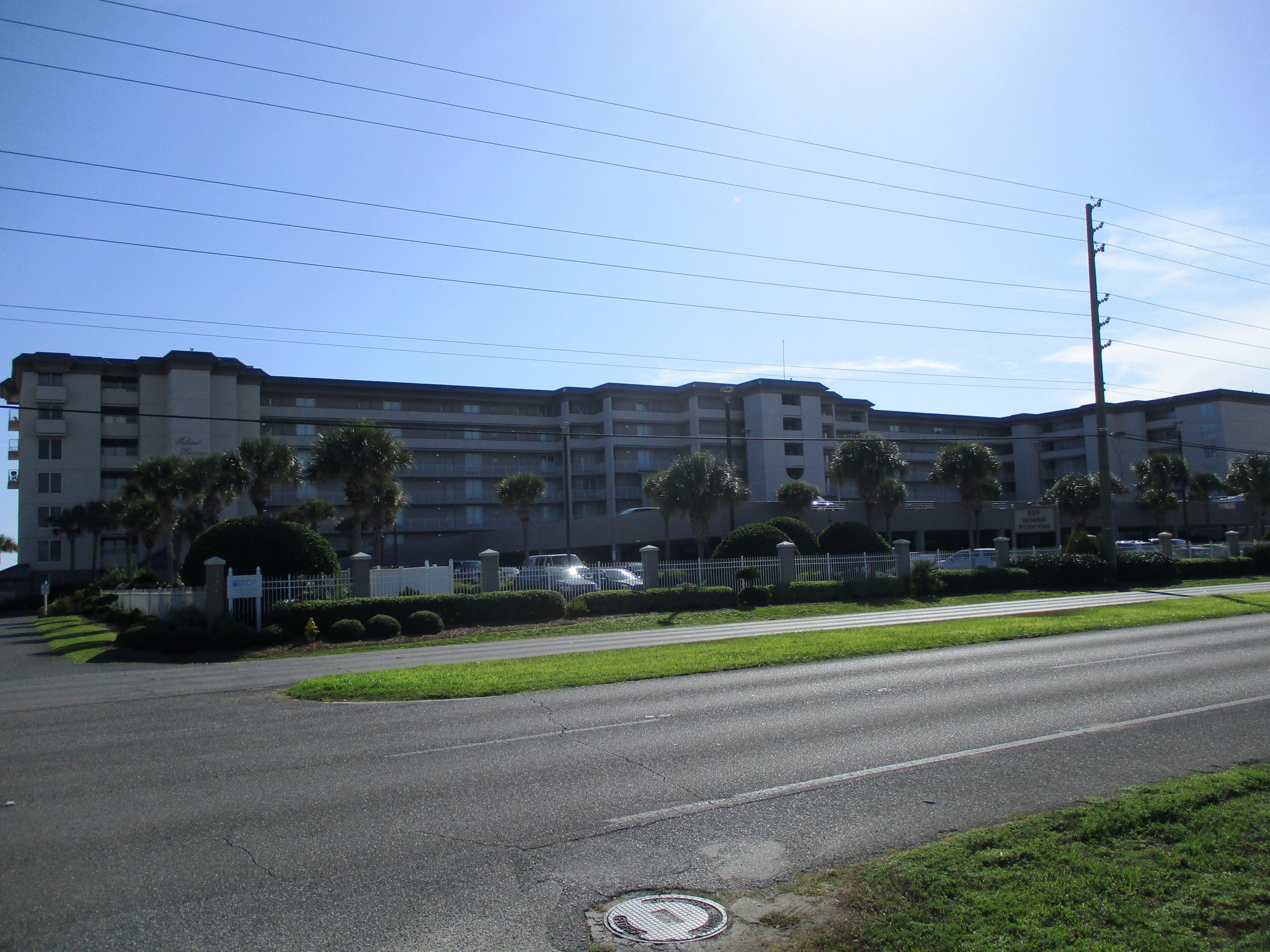 ISLAND PRINCESS - Residential