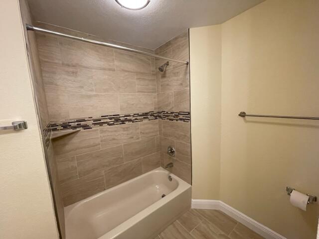 CRESCENT SHORES COM - Residential Lease